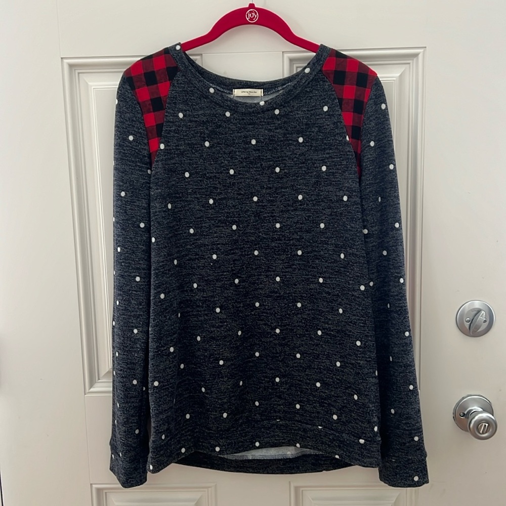 Women’s casual sweater- size Medium